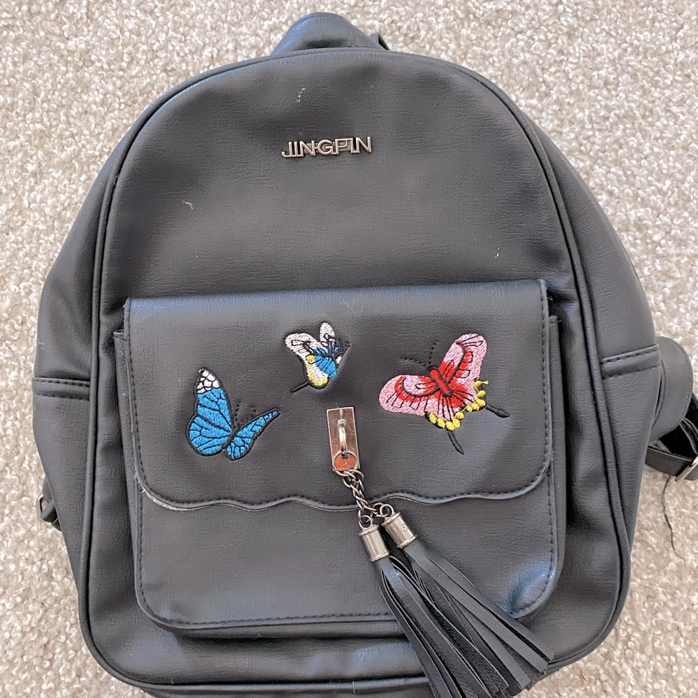 Backpack purse. Loved and used this purse for less than 4 months. Time to switch
